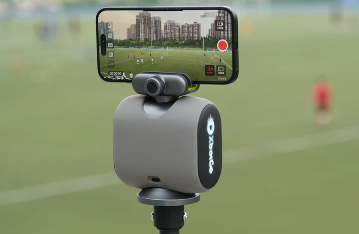 XbotGo Chameleon AI sports camera